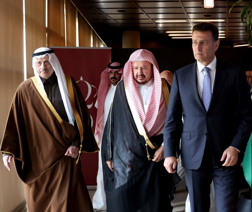 الصفدي يستقبل رئيس الشورى السعودي لدى وصوله إلى عمان